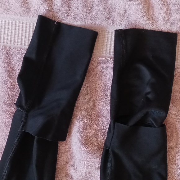 Marena large Recovery garment. Good used condition. Worn post surgery briefly. - Picture 4 of 8